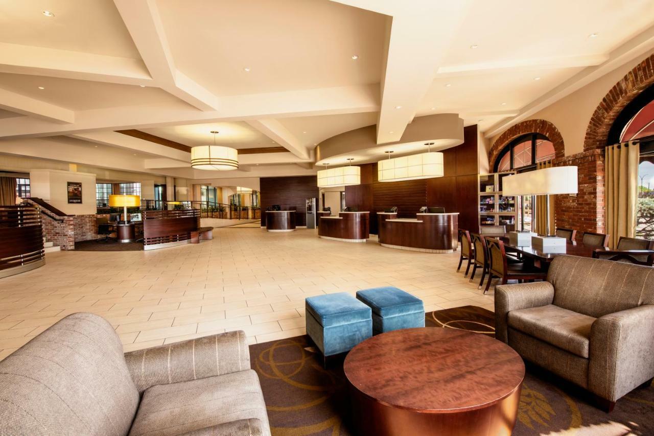 Red Deer Resort & Casino Exterior foto